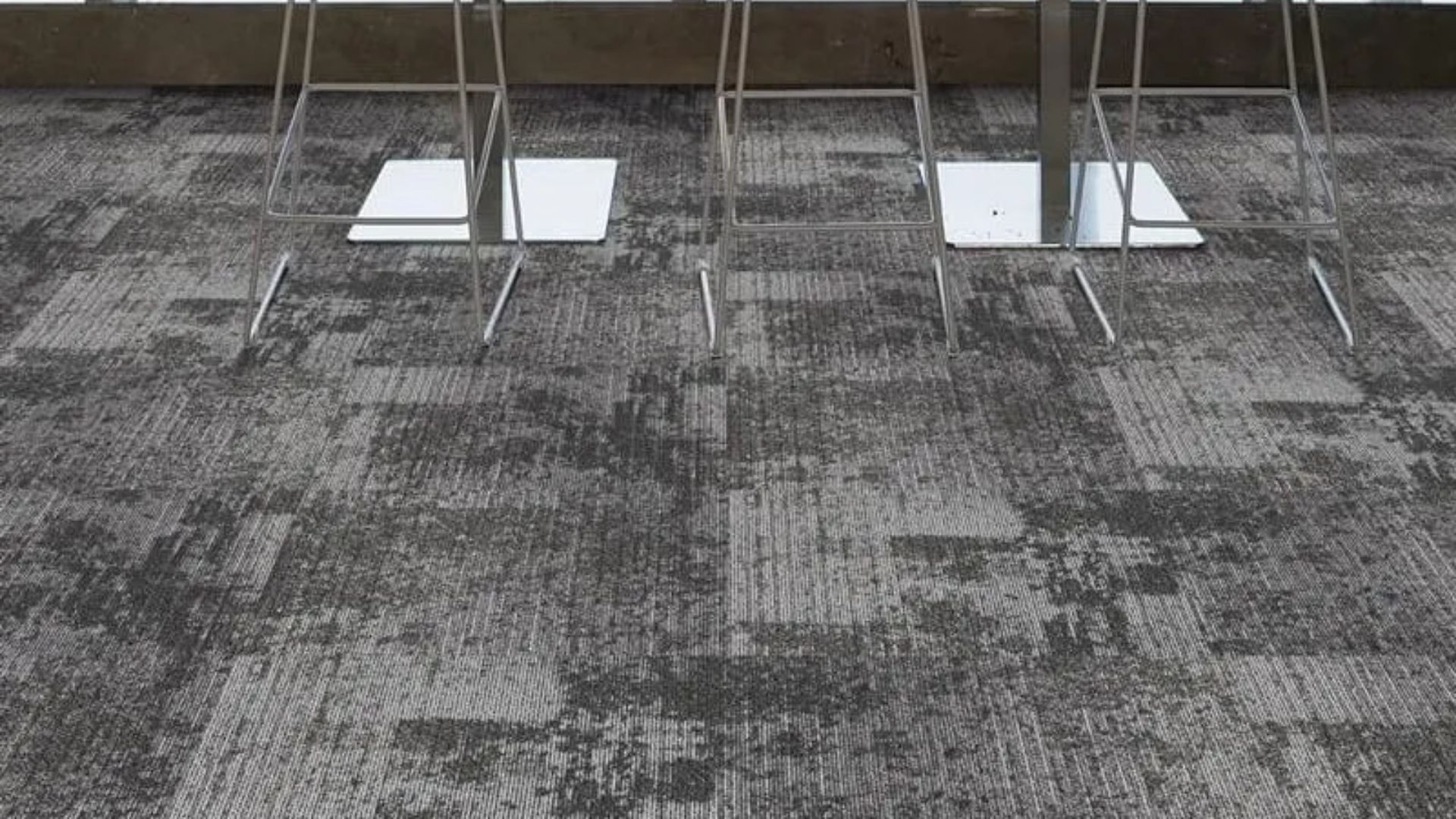  Ofis & Çalışma Alanı Halıları